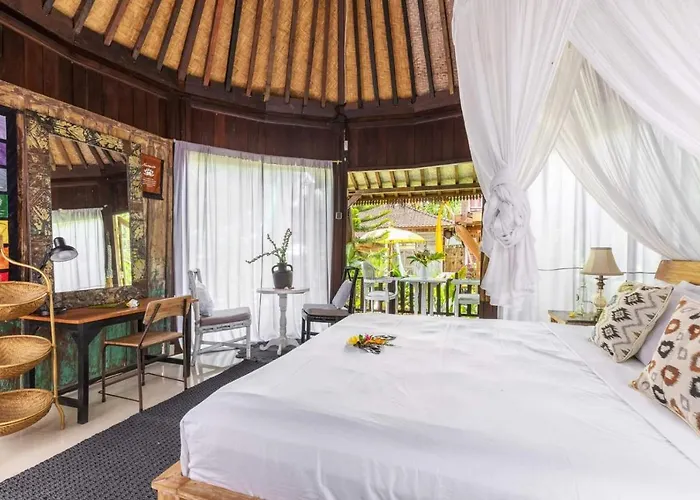 Bali Brothers Guest house 4*